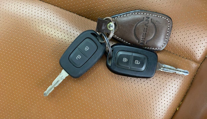 2021 Nissan MAGNITE XL, Petrol, Manual, 54,006 km, Key Close Up