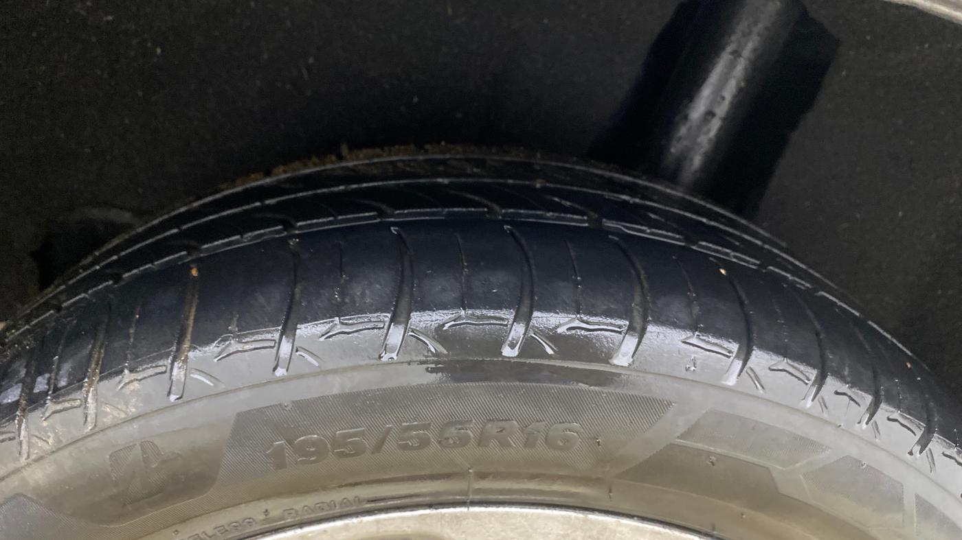 2018 Maruti Baleno ALPHA DIESEL 1.3, Diesel, Manual, 57,756 km, Left Rear Tyre Tread