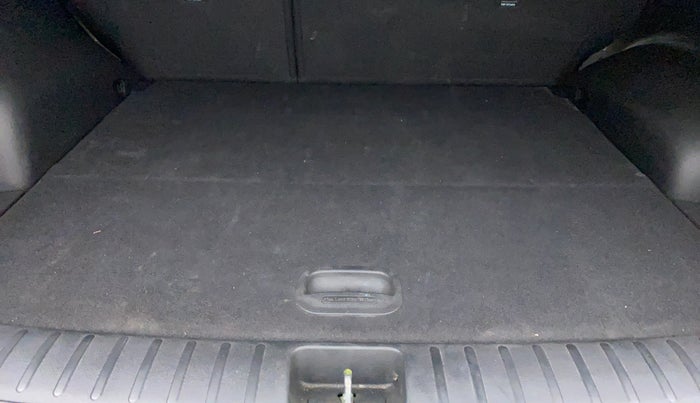2018 Hyundai Tucson 2WD AT GL DIESEL, Diesel, Automatic, 47,248 km, Boot Inside