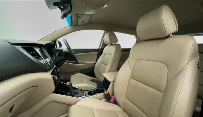 2018 Hyundai Tucson 2WD AT GL DIESEL, Diesel, Automatic, 47,248 km, Right Side Front Door Cabin