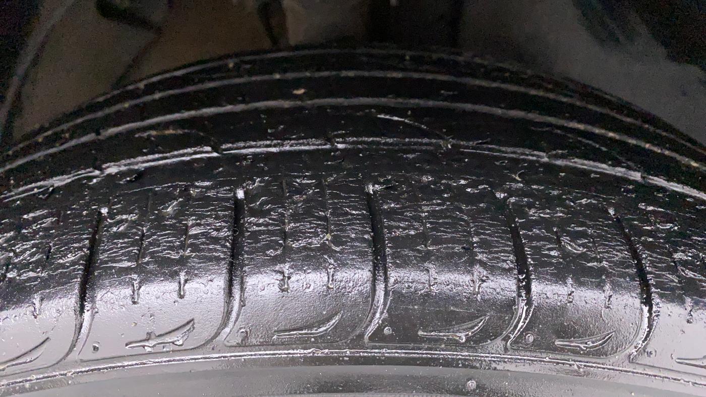 2018 Hyundai Tucson 2WD AT GL DIESEL, Diesel, Automatic, 47,248 km, Right Front Tyre Tread