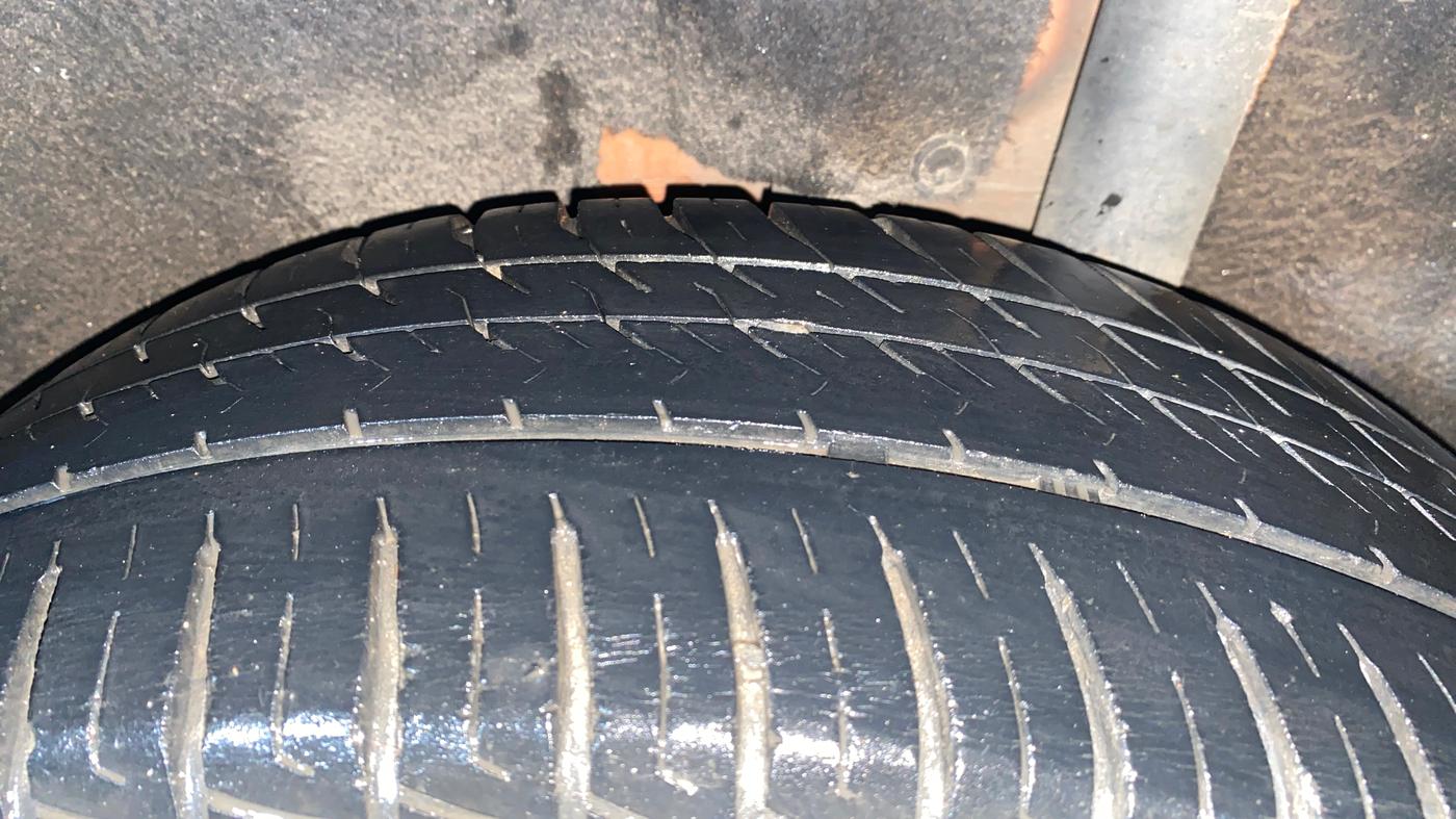 2018 Maruti Vitara Brezza VDI AMT, Diesel, Automatic, 48,807 km, Left Rear Tyre Tread