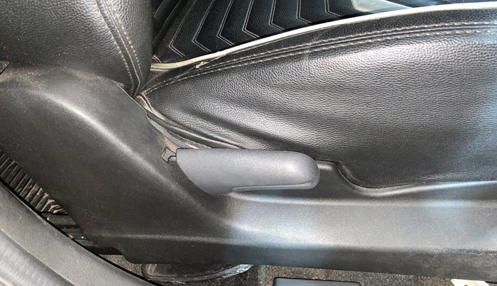 2018 Maruti Vitara Brezza VDI AMT, Diesel, Automatic, 48,807 km, Driver Side Adjustment Panel