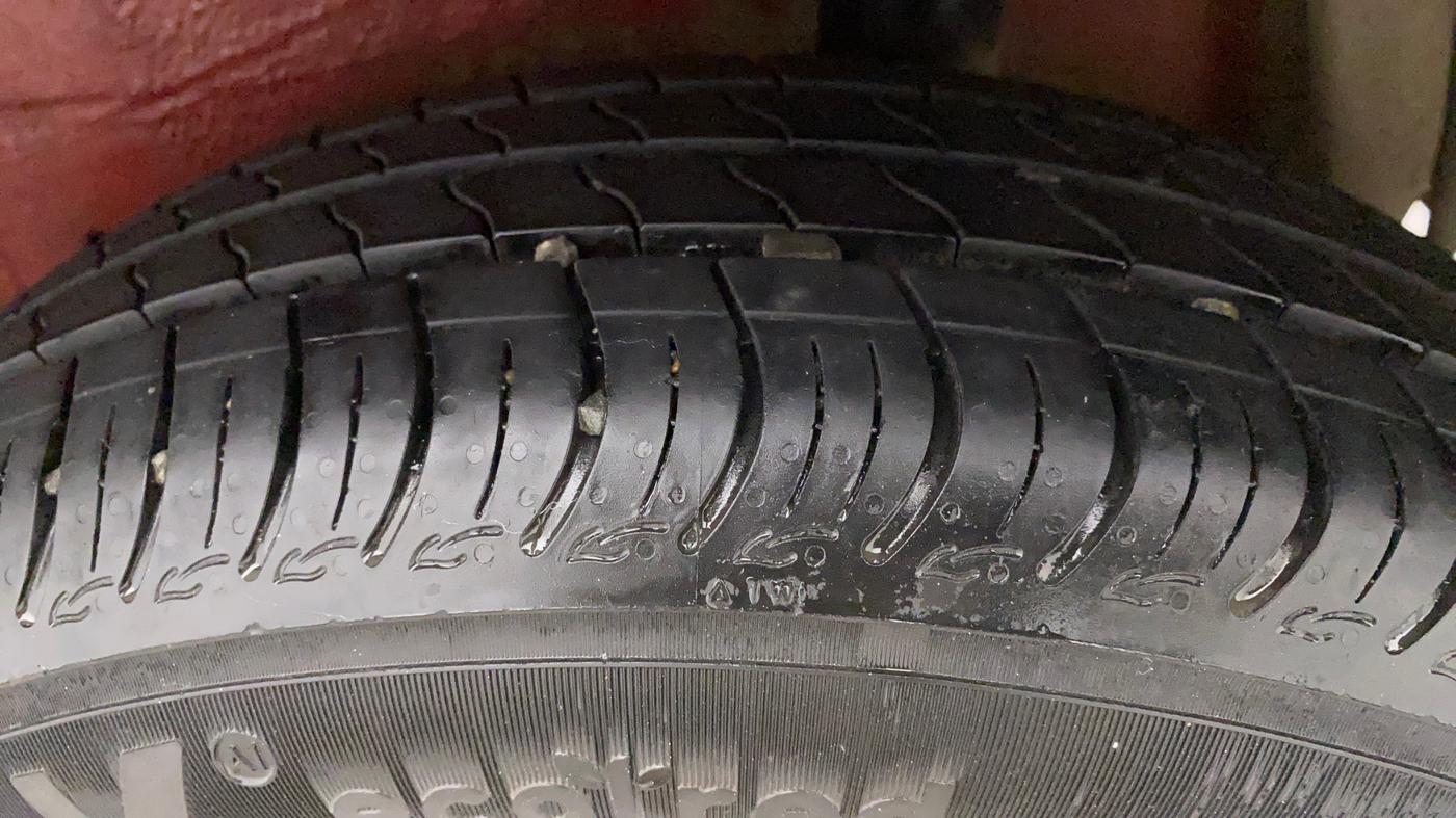 2018 Maruti Celerio VXI AMT, Petrol, Automatic, 1,19,383 km, Left Rear Tyre Tread