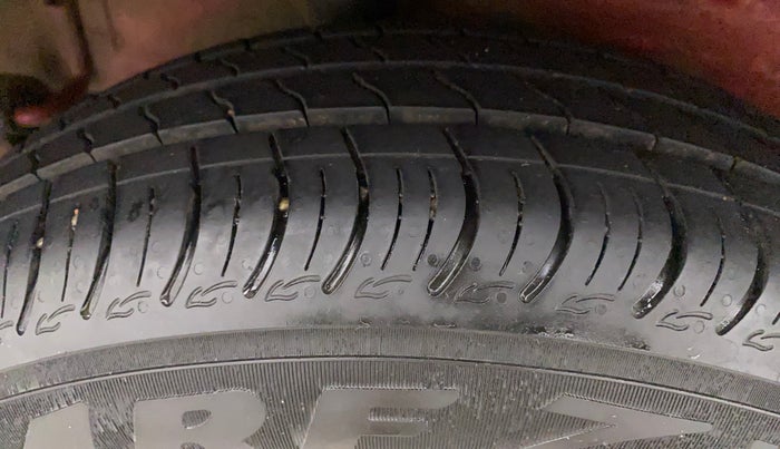 2018 Maruti Celerio VXI AMT, Petrol, Automatic, 1,19,383 km, Right Rear Tyre Tread