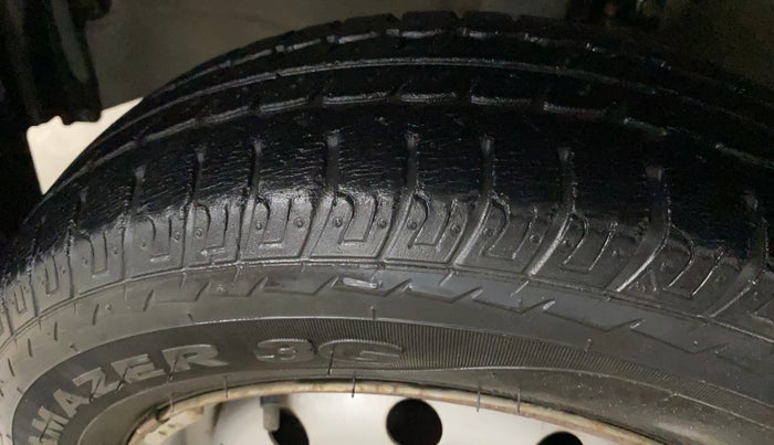 2016 Maruti Wagon R 1.0 LXI, Petrol, Manual, 18,958 km, Left Front Tyre Tread