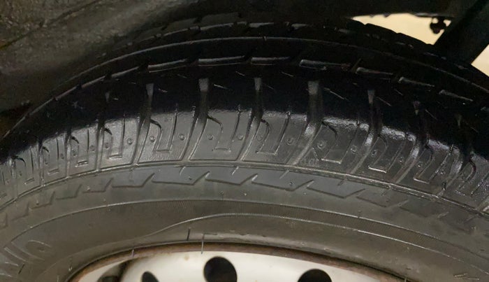 2016 Maruti Wagon R 1.0 LXI, Petrol, Manual, 18,958 km, Left Rear Tyre Tread
