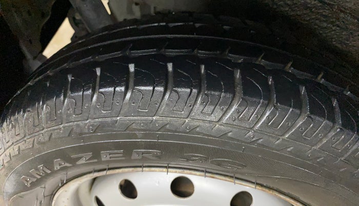 2016 Maruti Wagon R 1.0 LXI, Petrol, Manual, 18,958 km, Right Rear Tyre Tread