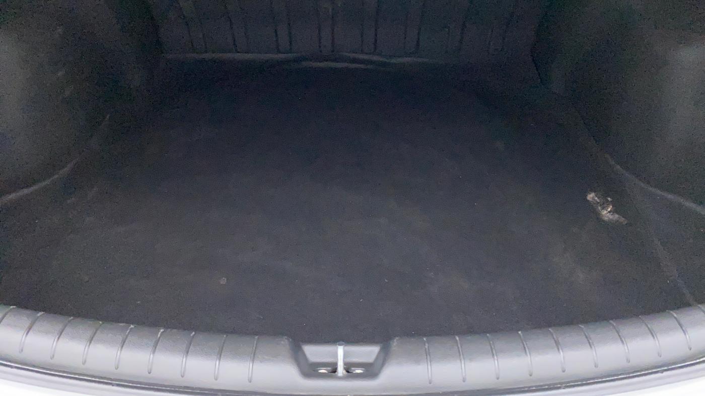 2018 Hyundai Verna 1.6 SX VTVT, Petrol, Manual, 24,832 km, Boot Inside
