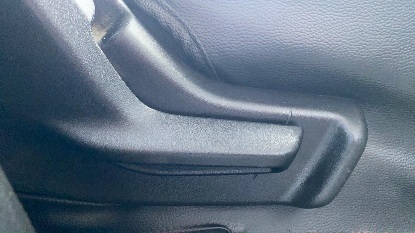 2022 Maruti Celerio ZXI, Petrol, Manual, 57,661 km, Driver Side Adjustment Panel