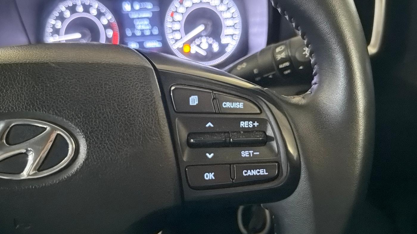 2020 Hyundai VENUE SX 1.0 TURBO IMT, Petrol, Manual, 65,015 km, Adaptive Cruise Control