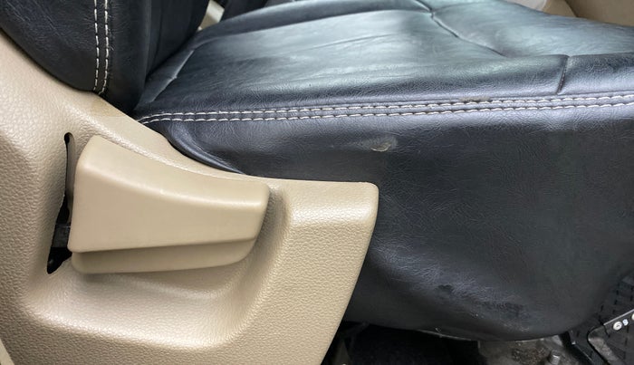 2021 Mahindra BOLERO NEO N 4, Diesel, Manual, 17,440 km, Driver Side Adjustment Panel