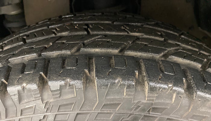 2021 Mahindra BOLERO NEO N 4, Diesel, Manual, 17,440 km, Left Front Tyre Tread