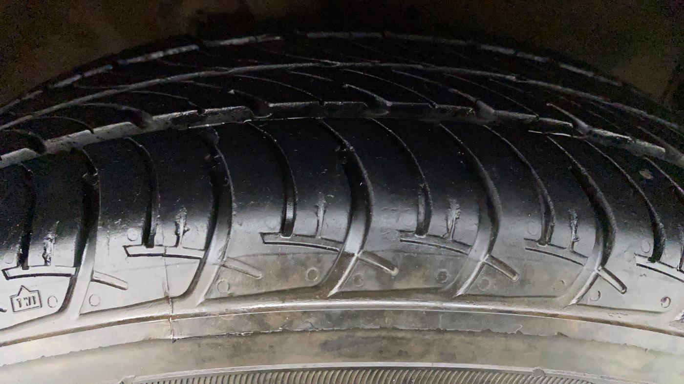 2018 Maruti Celerio VXI CNG D, CNG, Manual, 14,899 km, Right Front Tyre Tread