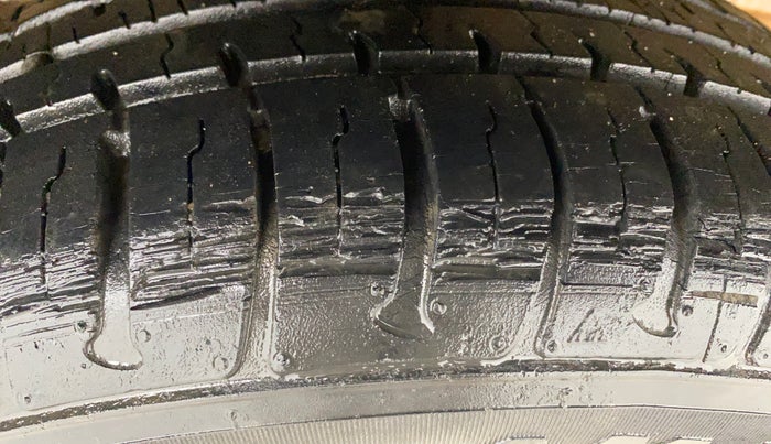2018 Tata Tiago XT PETROL, Petrol, Manual, 11,918 km, Right Rear Tyre Tread