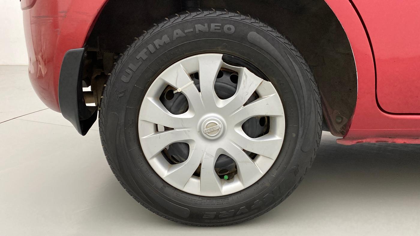 2013 Nissan Micra Active XV, Petrol, Manual, 1,06,235 km, Right Rear Wheel