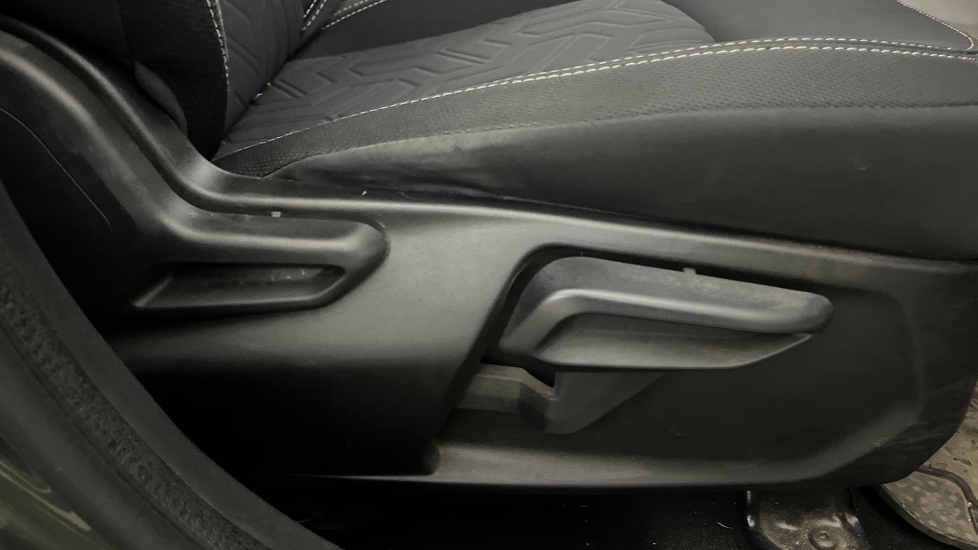 2021 Tata NEXON XZ PLUS (O) PETROL, Petrol, Manual, 27,417 km, Driver Side Adjustment Panel