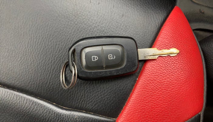 2018 Renault Kwid CLIMBER 1.0, Petrol, Manual, 63,246 km, Key Close Up