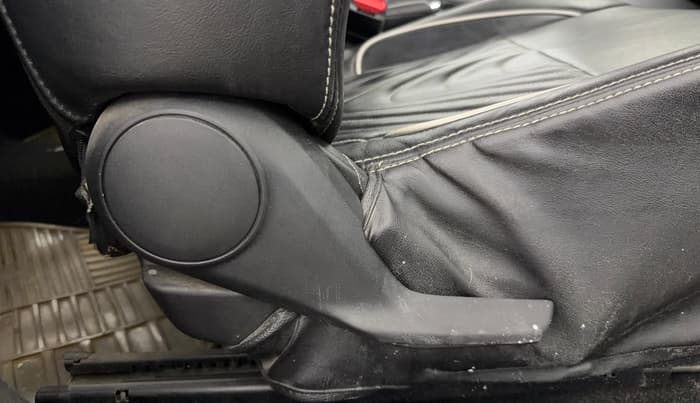 2018 Maruti Baleno DELTA CVT PETROL 1.2, Petrol, Automatic, 58,807 km, Driver Side Adjustment Panel