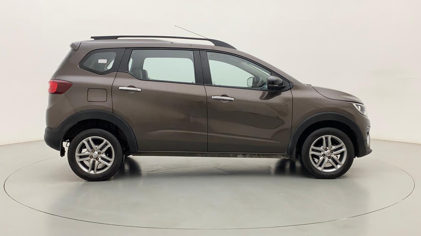 2023 Renault TRIBER RXZ, Petrol, Manual, 20,242 km, Right Side View