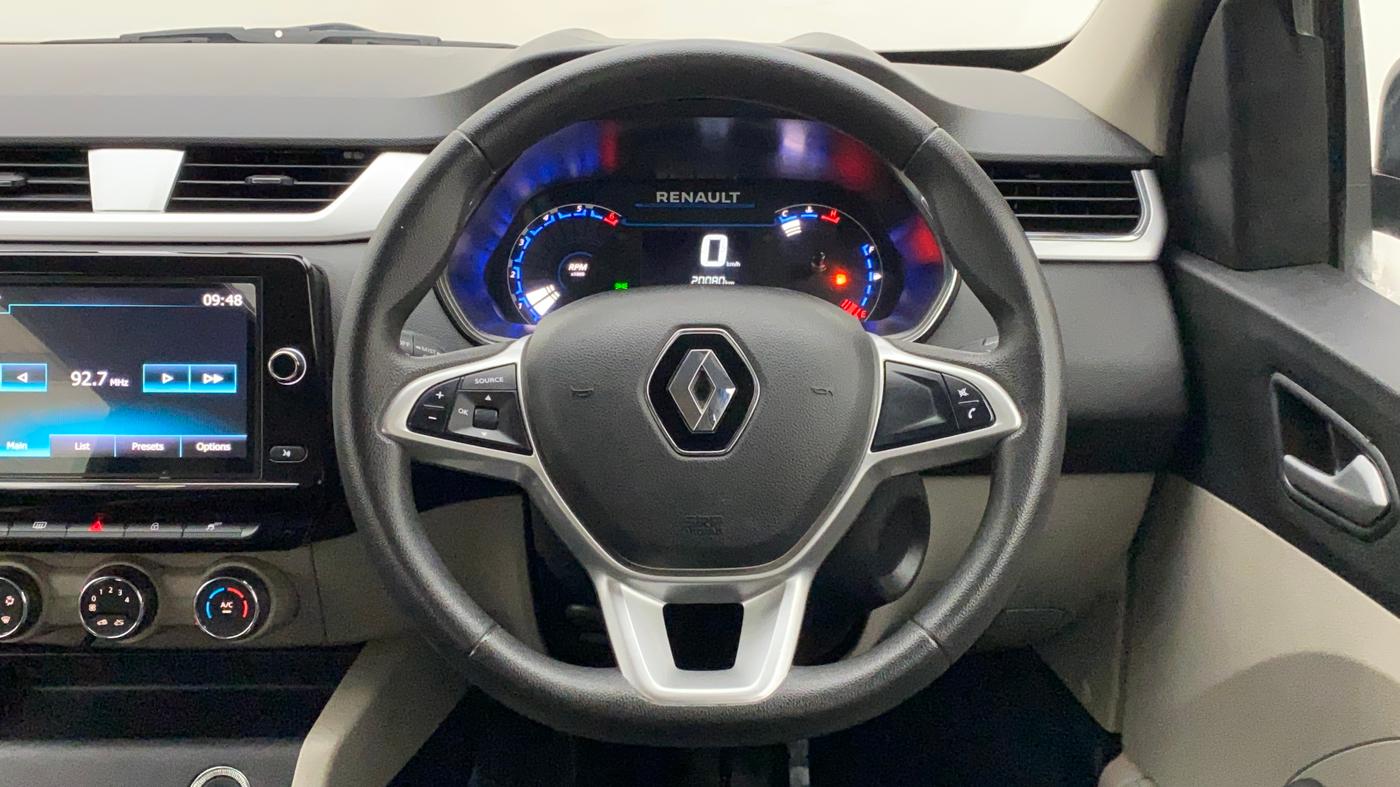 2023 Renault TRIBER RXZ, Petrol, Manual, 20,242 km, Steering Wheel Close Up