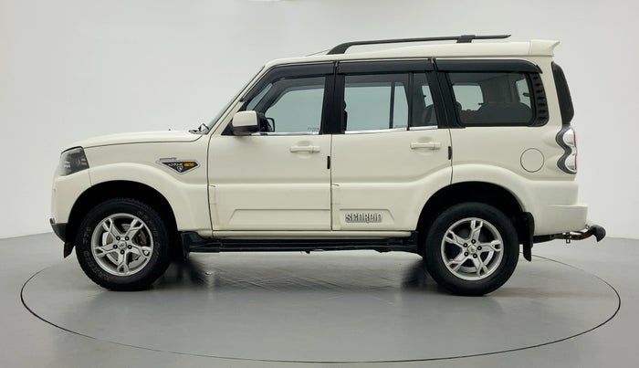 2016 Mahindra Scorpio S10, Diesel, Manual, 75,323 km, Left Side