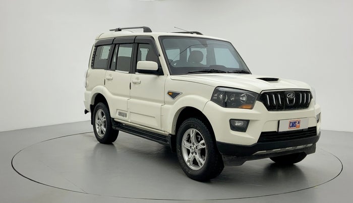 2016 Mahindra Scorpio S10, Diesel, Manual, 75,323 km, Right Front Diagonal