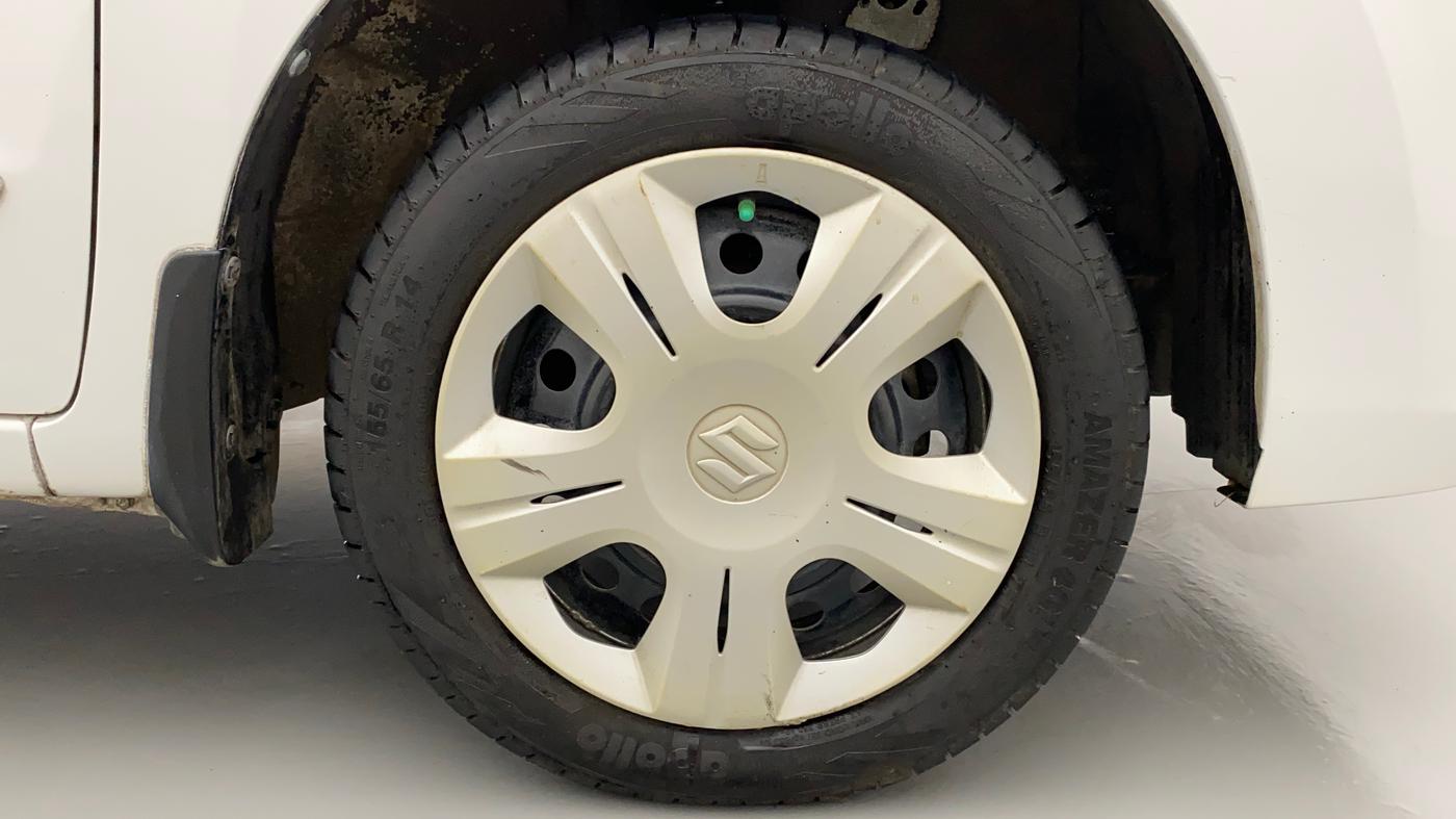 2015 Maruti Wagon R 1.0 VXI, Petrol, Manual, 48,582 km, Right Front Wheel
