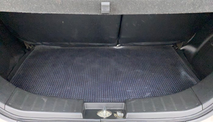 2015 Maruti Wagon R 1.0 VXI, Petrol, Manual, 48,582 km, Boot Inside