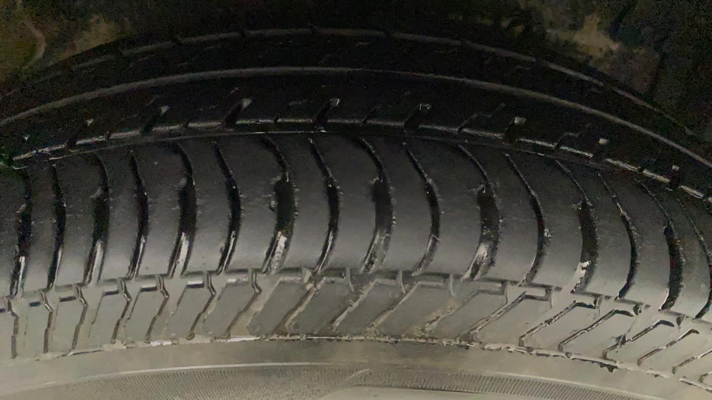 2014 Maruti Swift VDI, Diesel, Manual, 83,006 km, Left Rear Tyre Tread