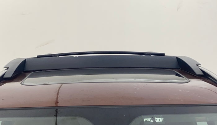 2021 Mahindra XUV500 W11(O), Diesel, Manual, 21,359 km, Moonroof/ Sunroof