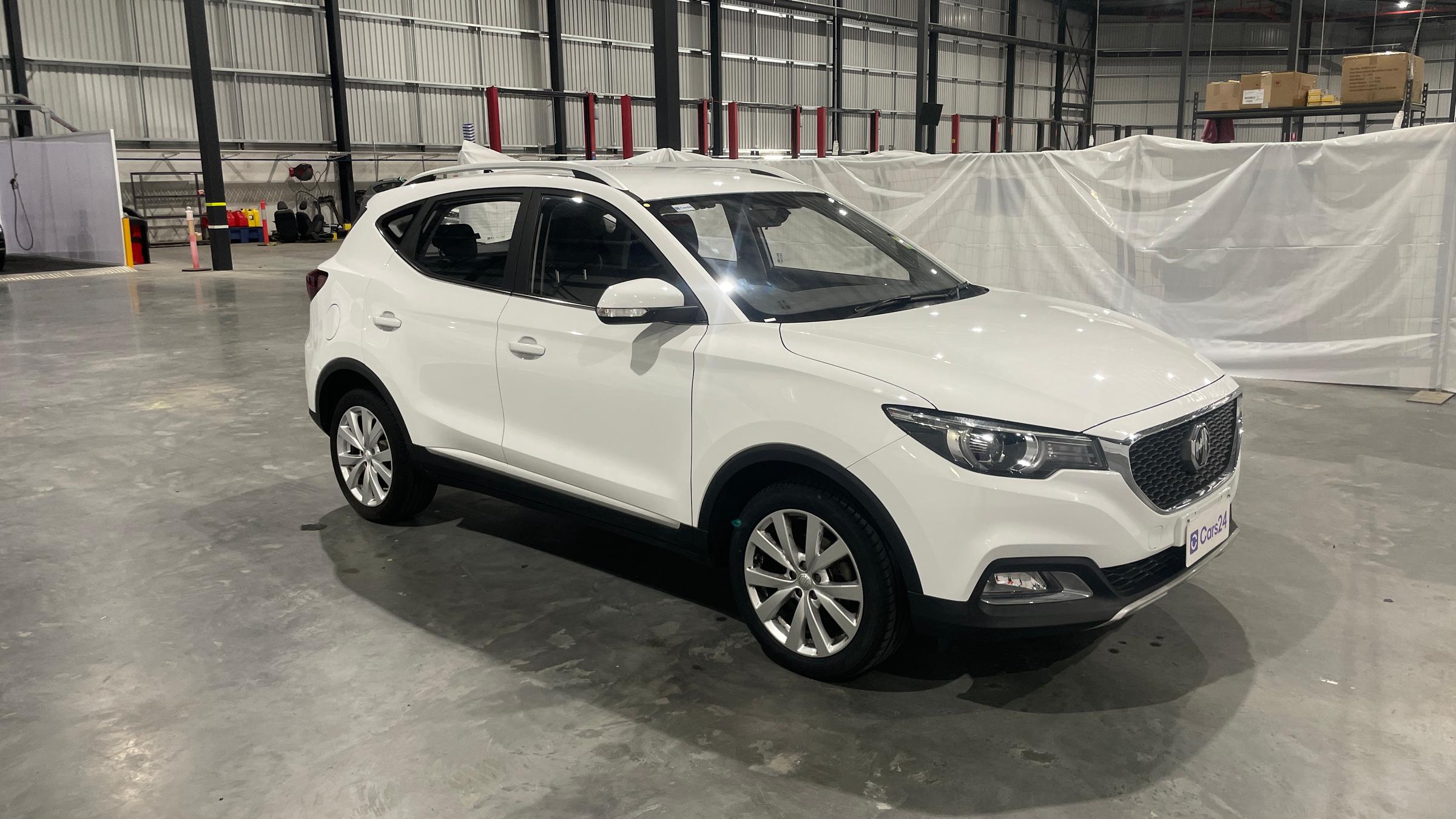 MG ZS image