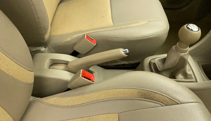 2014 Maruti Swift Dzire VXI, Petrol, Manual, 62,646 km, Gear Lever