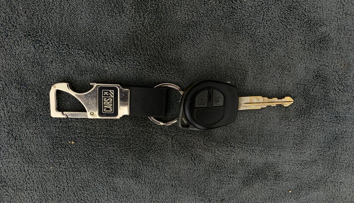 2014 Maruti Swift Dzire VXI, Petrol, Manual, 62,646 km, Key Close Up