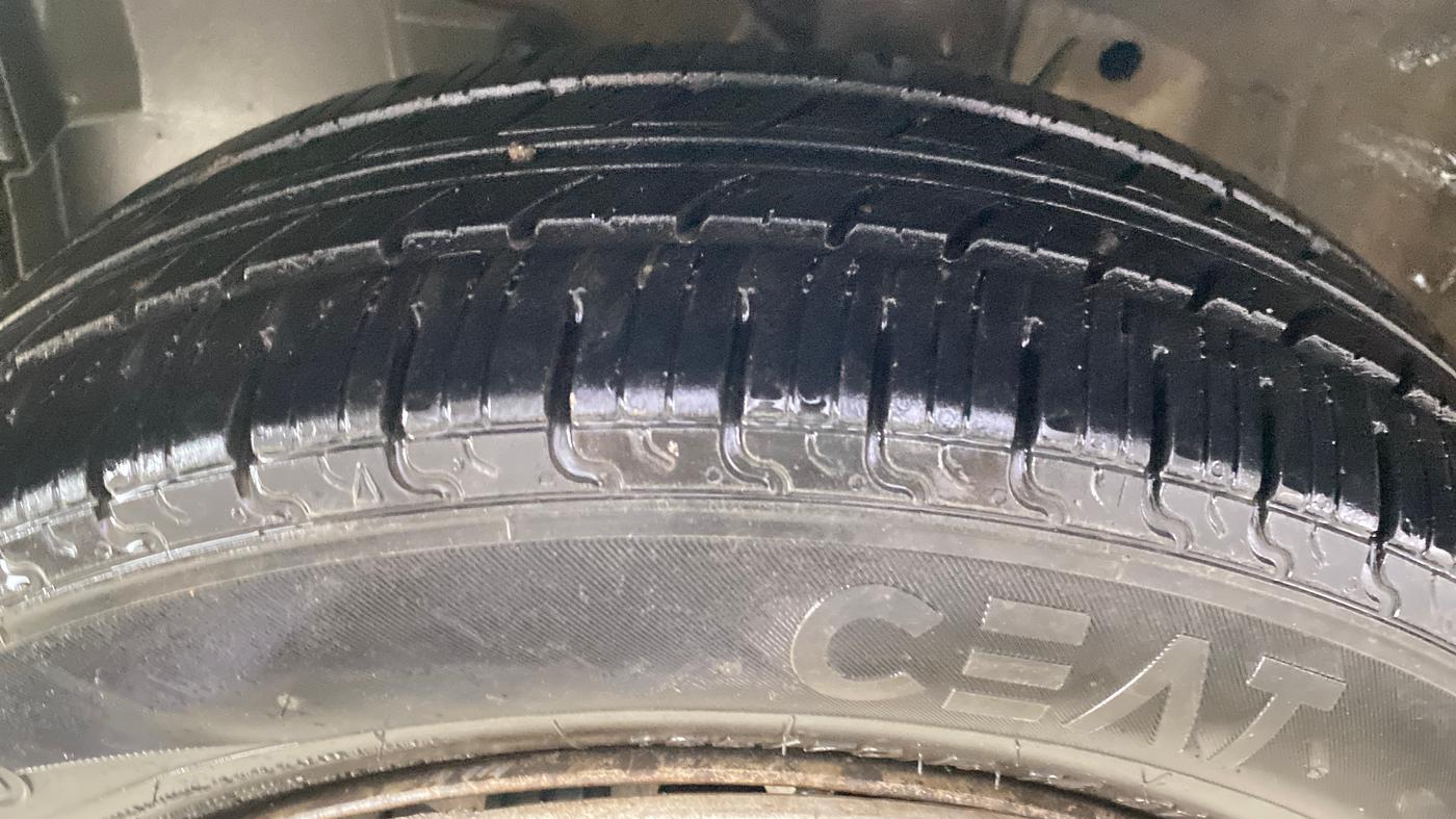 2018 Honda Amaze 1.5L I-DTEC E, Diesel, Manual, 50,050 km, Left Front Tyre Tread
