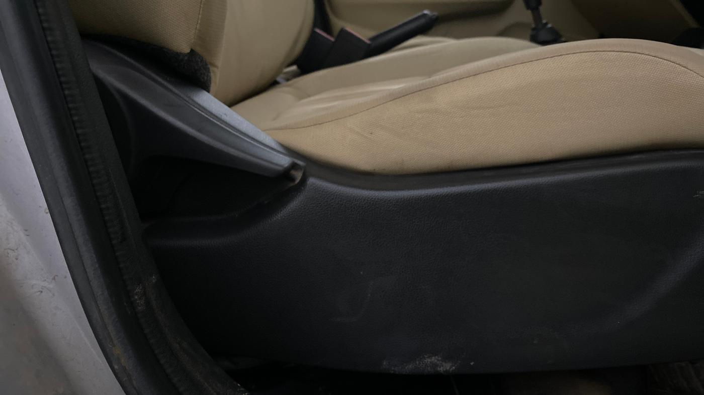 2018 Honda Amaze 1.5L I-DTEC E, Diesel, Manual, 50,050 km, Driver Side Adjustment Panel