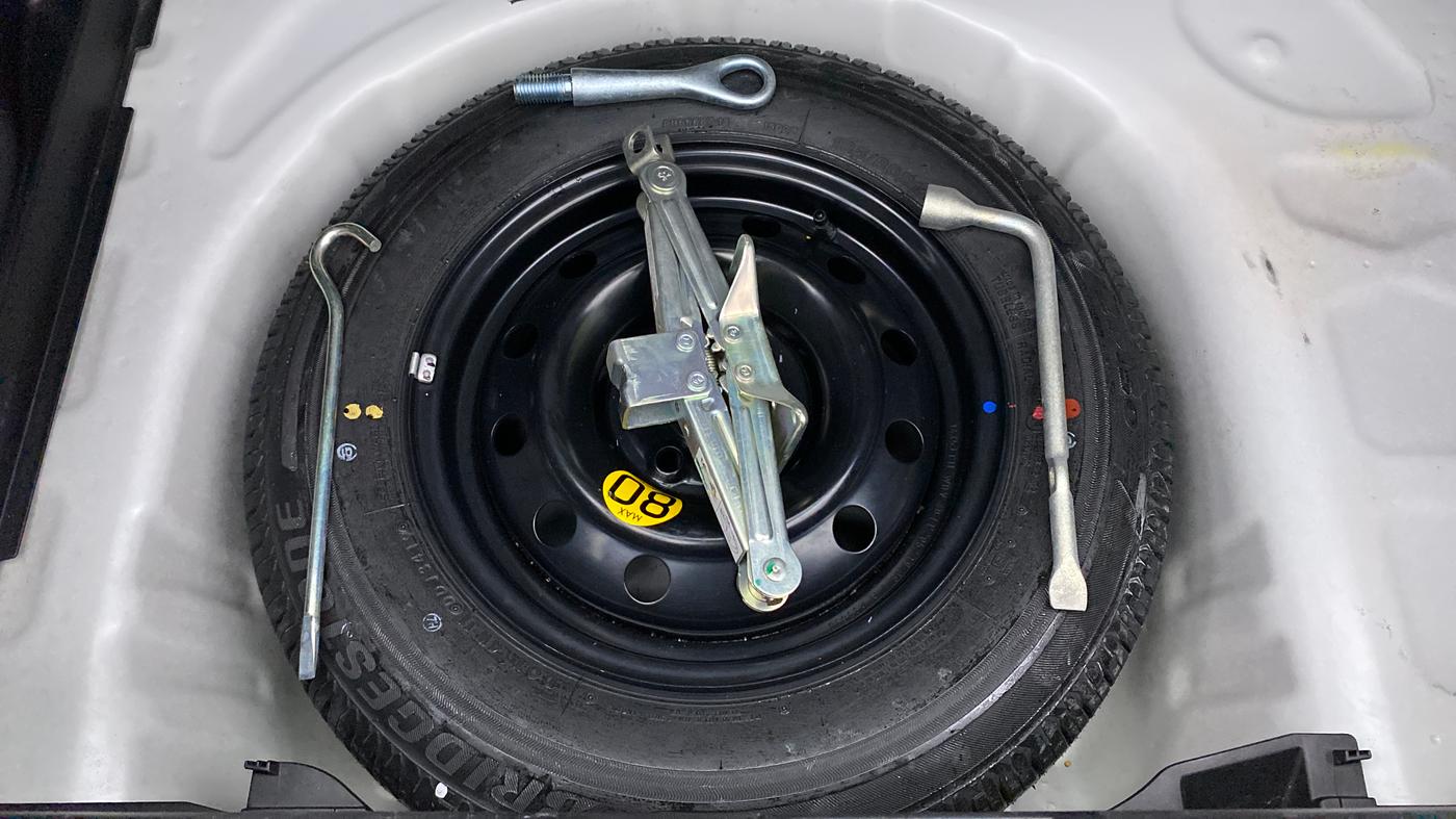 2019 Maruti Swift ZXI + AMT, Petrol, Automatic, 28,613 km, Spare Tyre