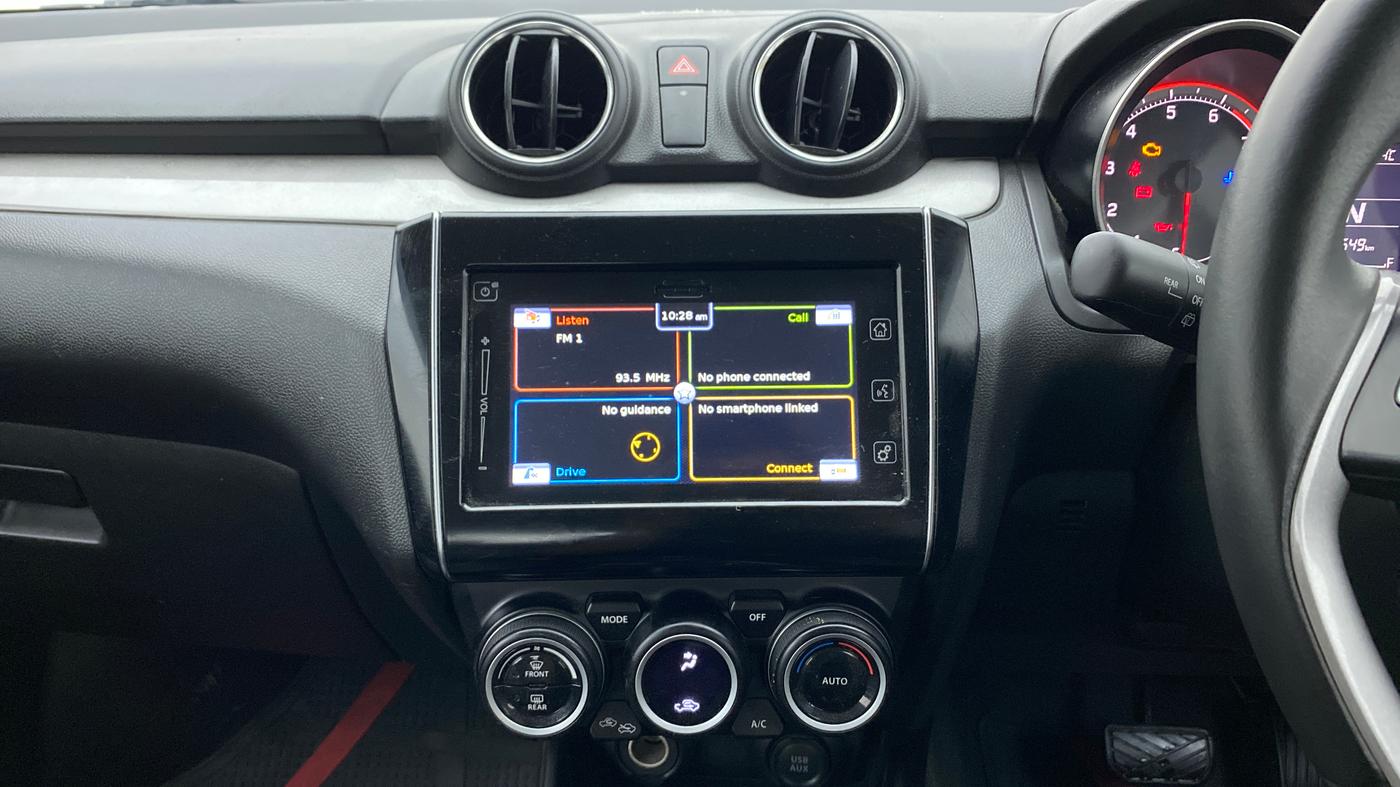2019 Maruti Swift ZXI + AMT, Petrol, Automatic, 28,613 km, Air Conditioner