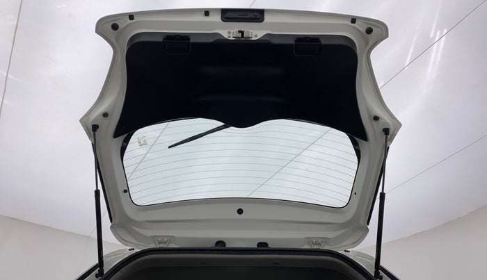 2019 Maruti Swift ZXI + AMT, Petrol, Automatic, 28,613 km, Boot Door Open