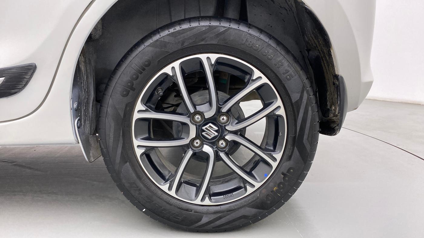 2019 Maruti Swift ZXI + AMT, Petrol, Automatic, 28,613 km, Left Rear Wheel