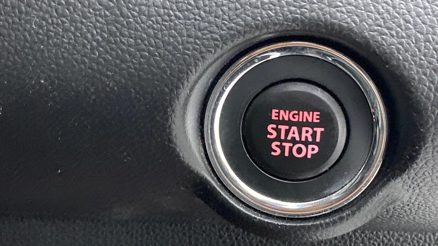 2019 Maruti Swift ZXI + AMT, Petrol, Automatic, 28,613 km, Keyless Start/ Stop Button