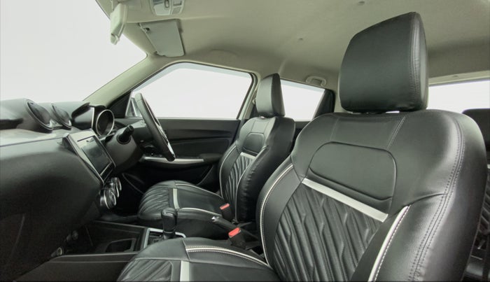 2019 Maruti Swift ZXI + AMT, Petrol, Automatic, 28,613 km, Right Side Front Door Cabin