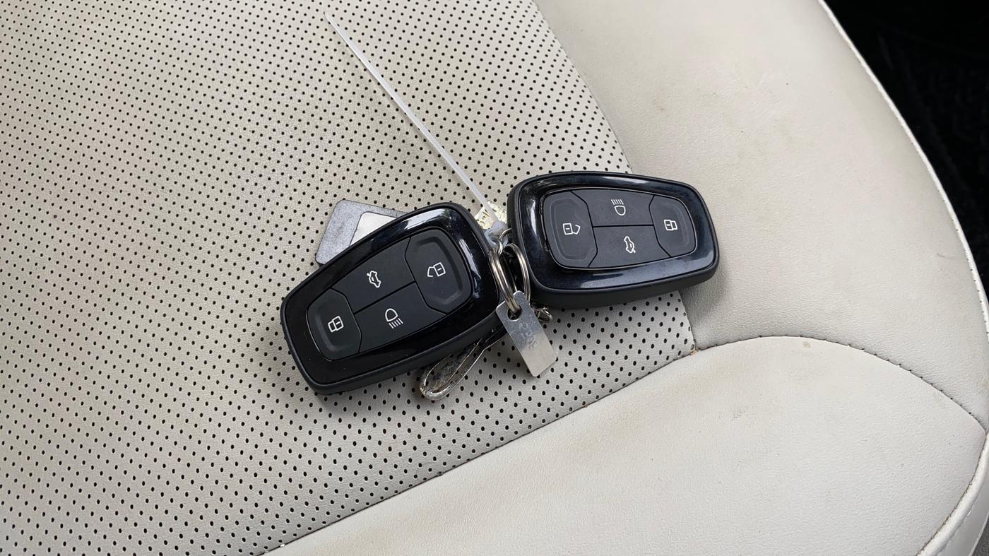 2024 Tata TIGOR XZA Plus iCNG , CNG, Automatic, 14,711 km, Key Close Up