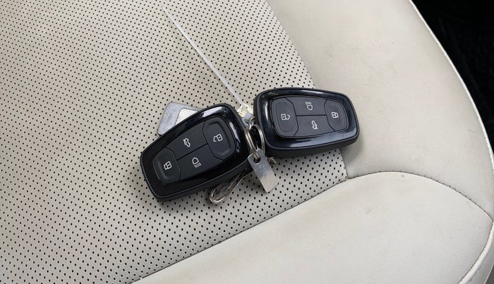 2024 Tata TIGOR XZA Plus iCNG , CNG, Automatic, 14,595 km, Key Close Up