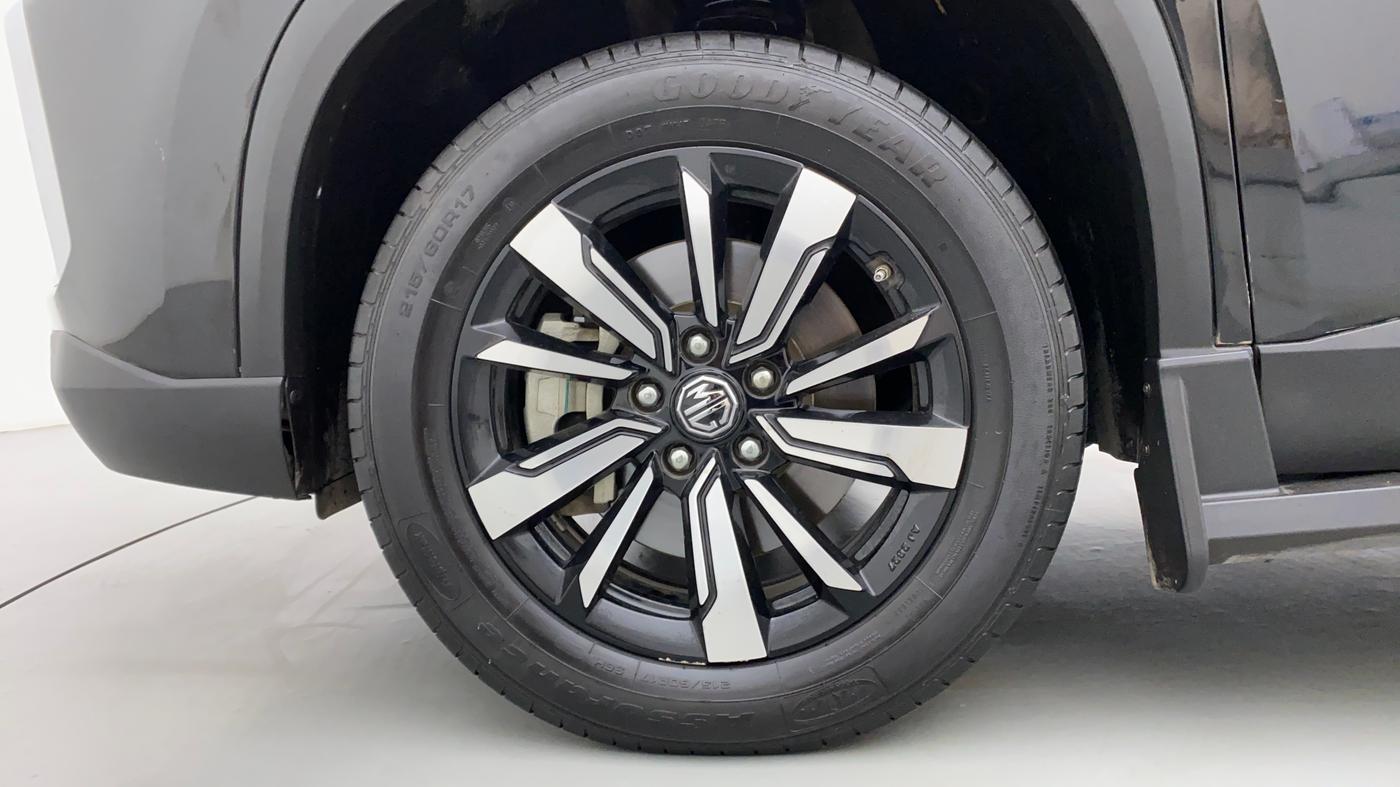 2019 MG HECTOR SHARP DCT PETROL, Petrol, Automatic, 32,460 km, Left Front Wheel