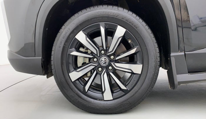 2019 MG HECTOR SHARP DCT PETROL, Petrol, Automatic, 32,460 km, Left Front Wheel