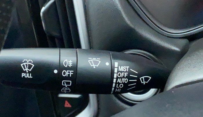 2019 MG HECTOR SHARP DCT PETROL, Petrol, Automatic, 32,460 km, Rain Sensing Wipers