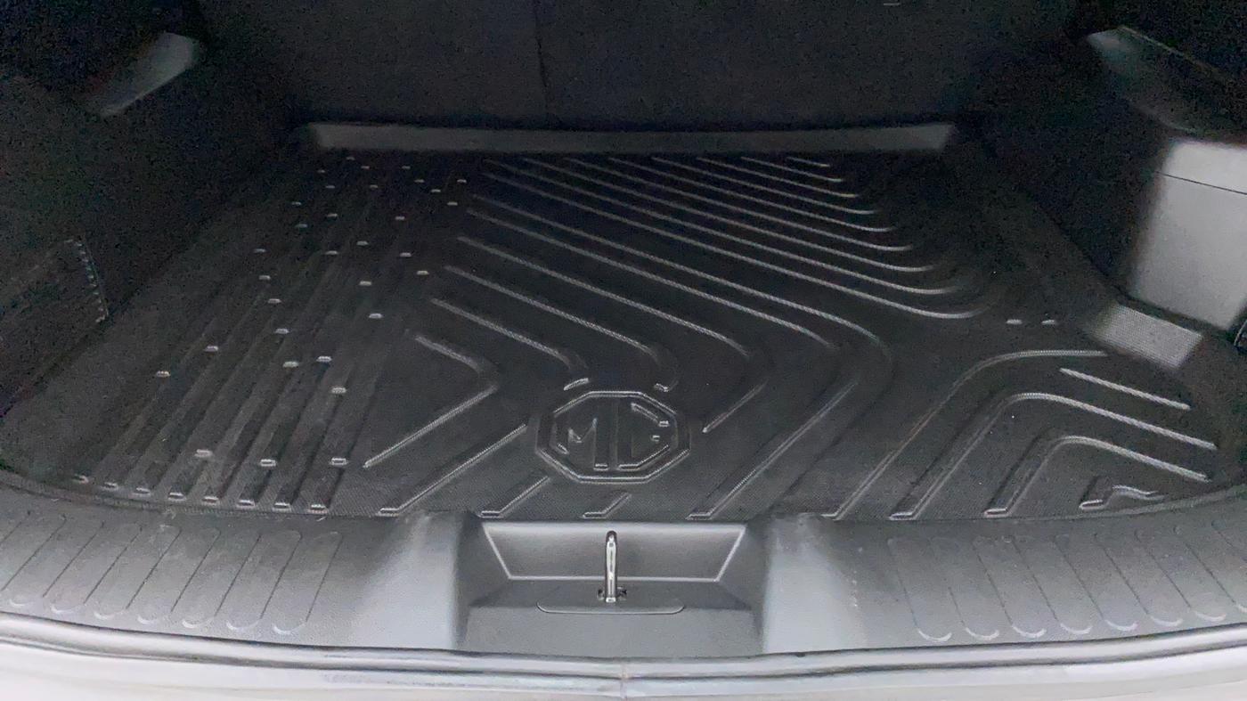 2019 MG HECTOR SHARP DCT PETROL, Petrol, Automatic, 32,460 km, Boot Inside