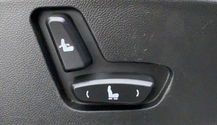 2019 MG HECTOR SHARP DCT PETROL, Petrol, Automatic, 32,460 km, Electrically Adjustable Driver's Seat