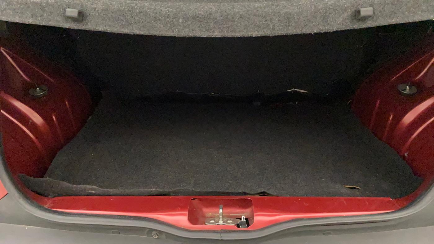 2019 Renault Kwid RXT 1.0 AMT (O), Petrol, Automatic, 35,048 km, Boot Inside